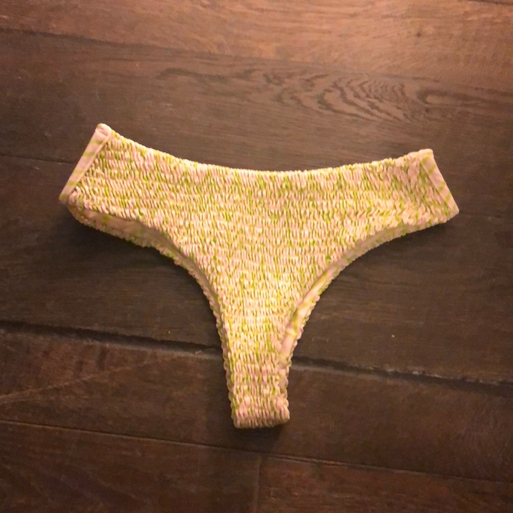 Tori Praver pink/green ruched chai bottoms